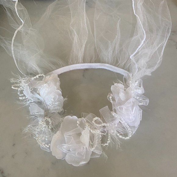 Assorted Costume Hair Accessories - Picture 8 of 11